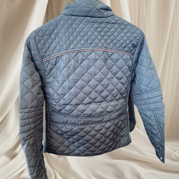 COPY - Womens quilted jacket - Picture 2 of 2